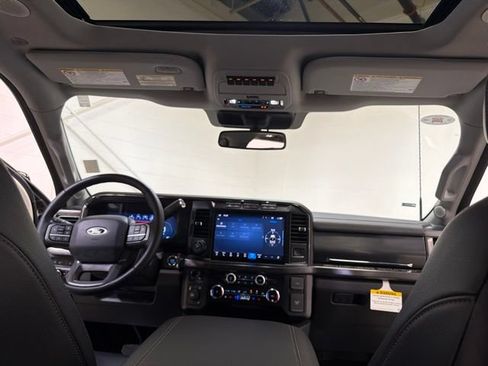 Used 2024 Ford F450 Lariat w/ Lariat Ultimate Package AWD/4WD image 25