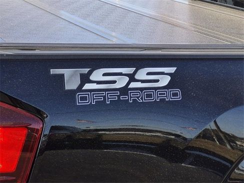 Used 2021 Toyota Tacoma SR w/ SR Convenience Package image 8