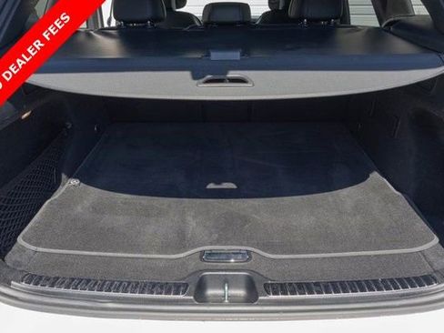 Used 2024 Mercedes-Benz GLC 300 4MATIC image 28