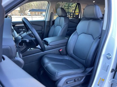 Used 2025 Honda Pilot EX-L image 21