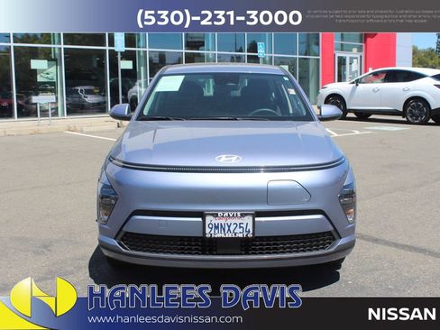 Used 2024 Hyundai Kona SE FWD image 4