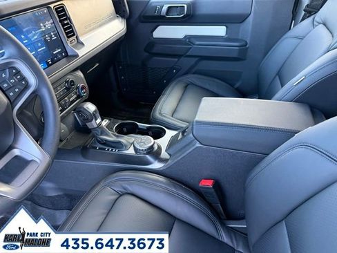 Used 2025 Ford Bronco 2-Door AWD/4WD image 21