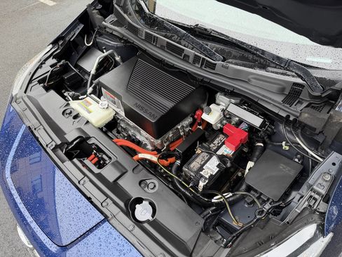 Used 2022 Nissan Leaf S FWD image 29