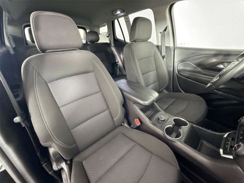 Used 2024 GMC Terrain SLE image 45