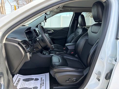 Used 2018 Jeep Compass Latitude w/ Popular Equipment Group image 10