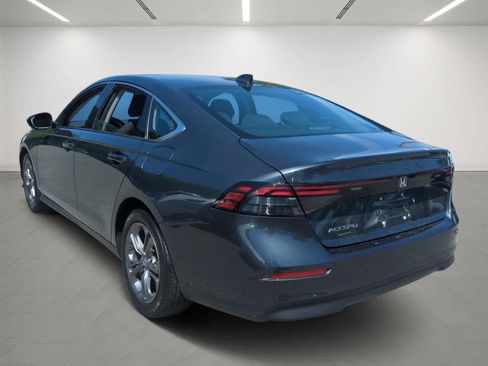 Used 2023 Honda Accord EX image 4