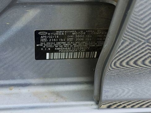 Used 2014 Hyundai Elantra SE w/ Option Group 02 FWD image 22