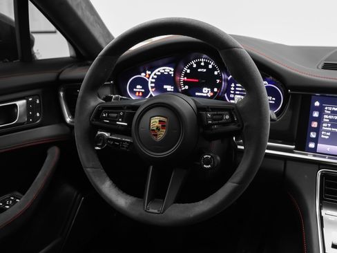 Certified 2023 Porsche Panamera GTS w/ Premium Package AWD/4WD image 33