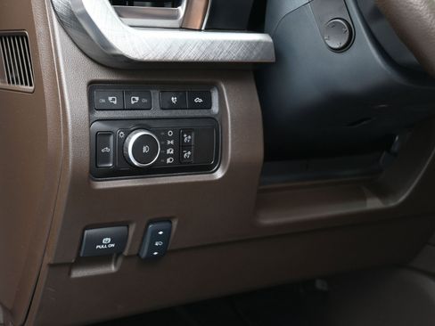 Used 2024 Ford F250 King Ranch w/ Chrome Package image 21