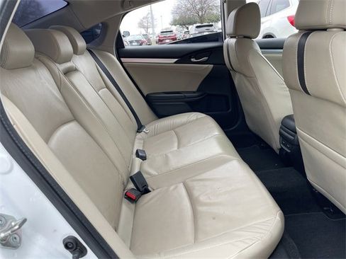 Used 2018 Honda Civic Touring image 29