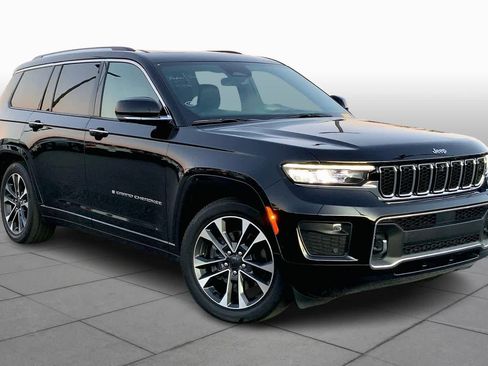 Used 2023 Jeep Grand Cherokee L Overland w/ Advanced Protech Group III image 3