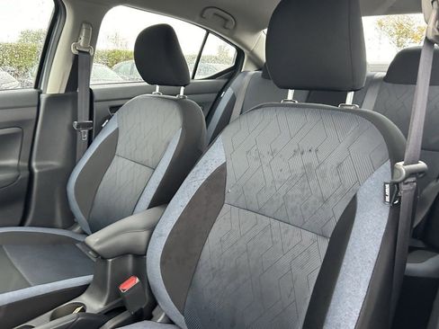 New 2025 Nissan Versa SV w/ Trunk Package image 20