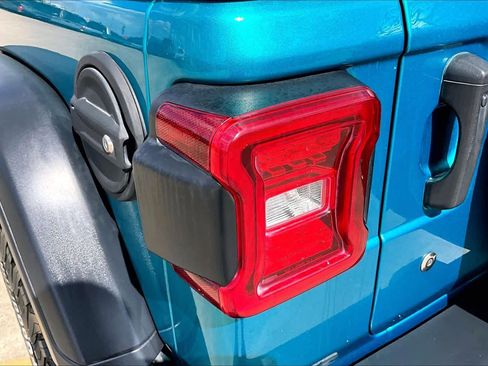 Used 2019 Jeep Wrangler Unlimited Rubicon image 29