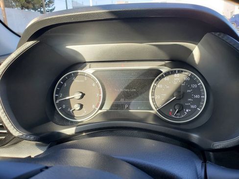 Used 2023 Nissan Sentra SR w/ SR Premium Package image 26