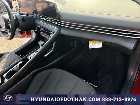 Certified 2023 Hyundai Elantra SEL w/ Convenience Package FWD image 16