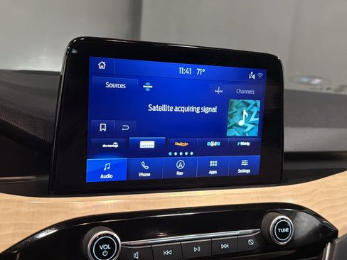 Used 2021 Ford Escape Titanium w/ Titanium Elite Package AWD/4WD image 15