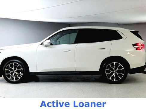 Used 2025 BMW X3 xDrive30i w/ Convenience Package AWD/4WD image 4