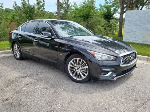 Used 2019 INFINITI Q50 Luxe w/ Cargo Package (L96) RWD image 2