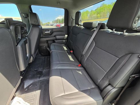 Used 2025 Chevrolet Silverado 1500 W/T w/ WT Value Package image 9