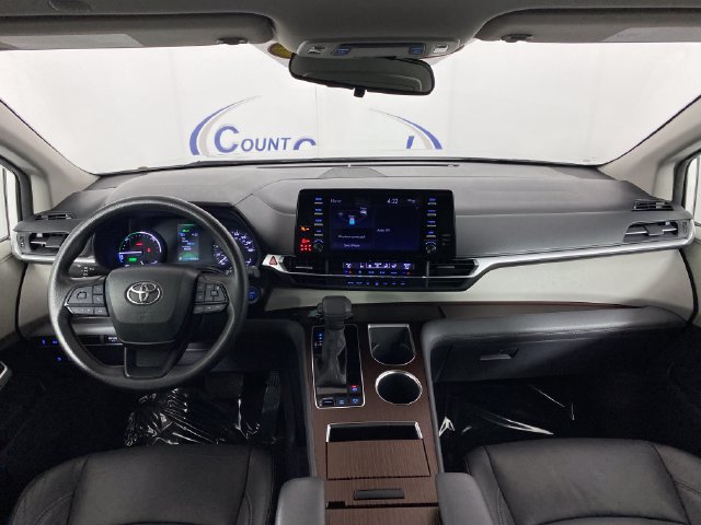 Used 2023 Toyota Sienna LE FWD image 15