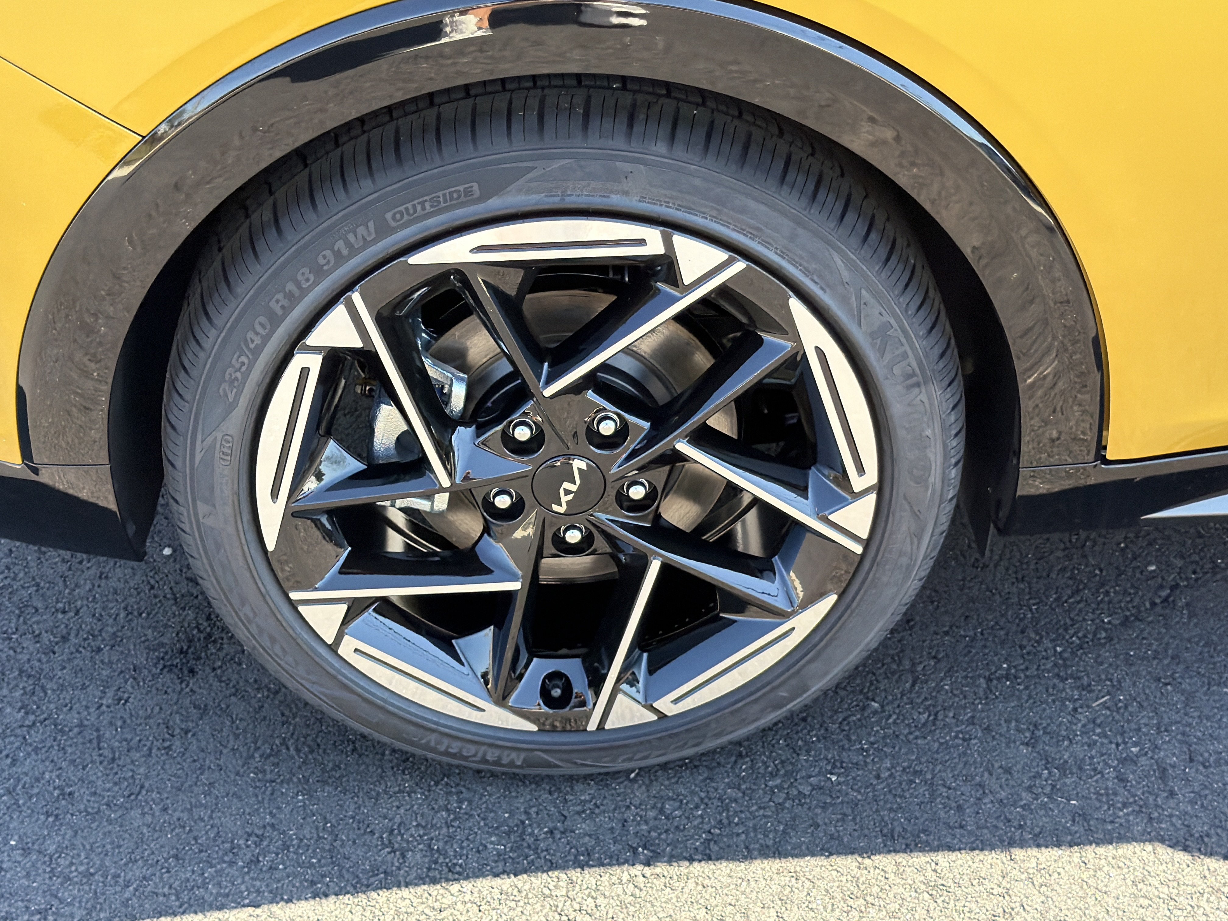 New 2026 Kia K4 GT-Line FWD image 18