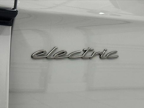 Certified 2025 Porsche Taycan Turbo image 59