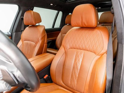 Used 2023 BMW X7 xDrive40i w/ Executive Package image 12