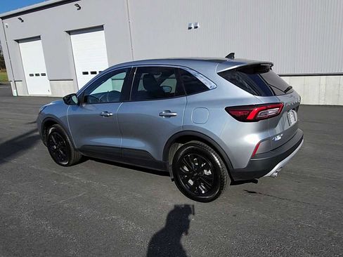 Used 2023 Ford Escape Active image 6