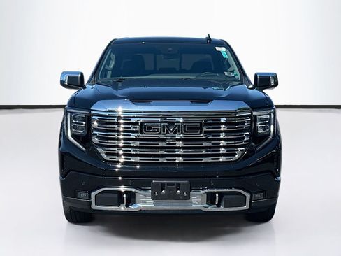 Used 2023 GMC Sierra 1500 Denali w/ Denali Reserve Package AWD/4WD image 2