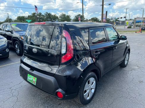 Used 2014 Kia Soul FWD image 5