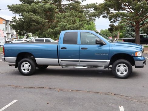 Used 2004 Dodge Ram 2500 Truck SLT w/ Trailer Tow Group AWD/4WD image 3