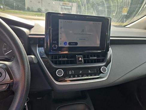 Used 2024 Toyota Corolla LE FWD image 6