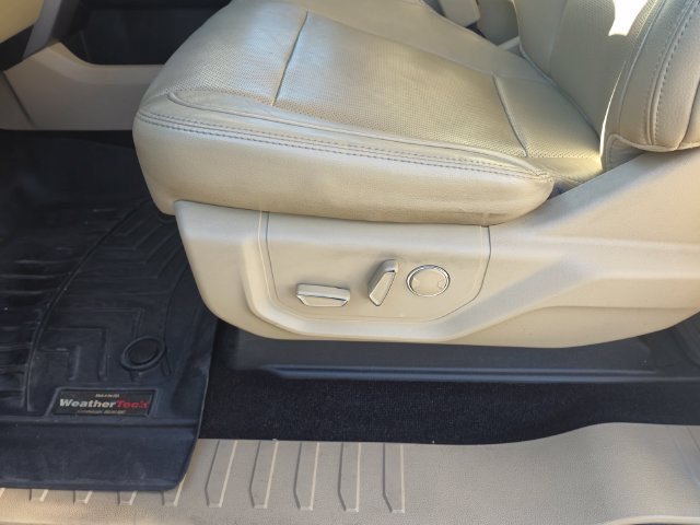 Used 2016 Ford F150 Lariat w/ Equipment Group 502A Luxury AWD/4WD image 11