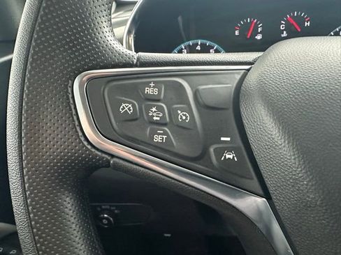 Certified 2024 Chevrolet Equinox LS w/ Driver Confidence II Package image 31