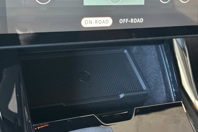 New 2026 Land Rover Range Rover Sport Dynamic SE AWD/4WD image 19
