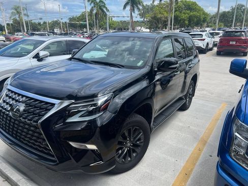 Used 2023 Lexus GX 460 Premium w/ Premium Package AWD/4WD image 8