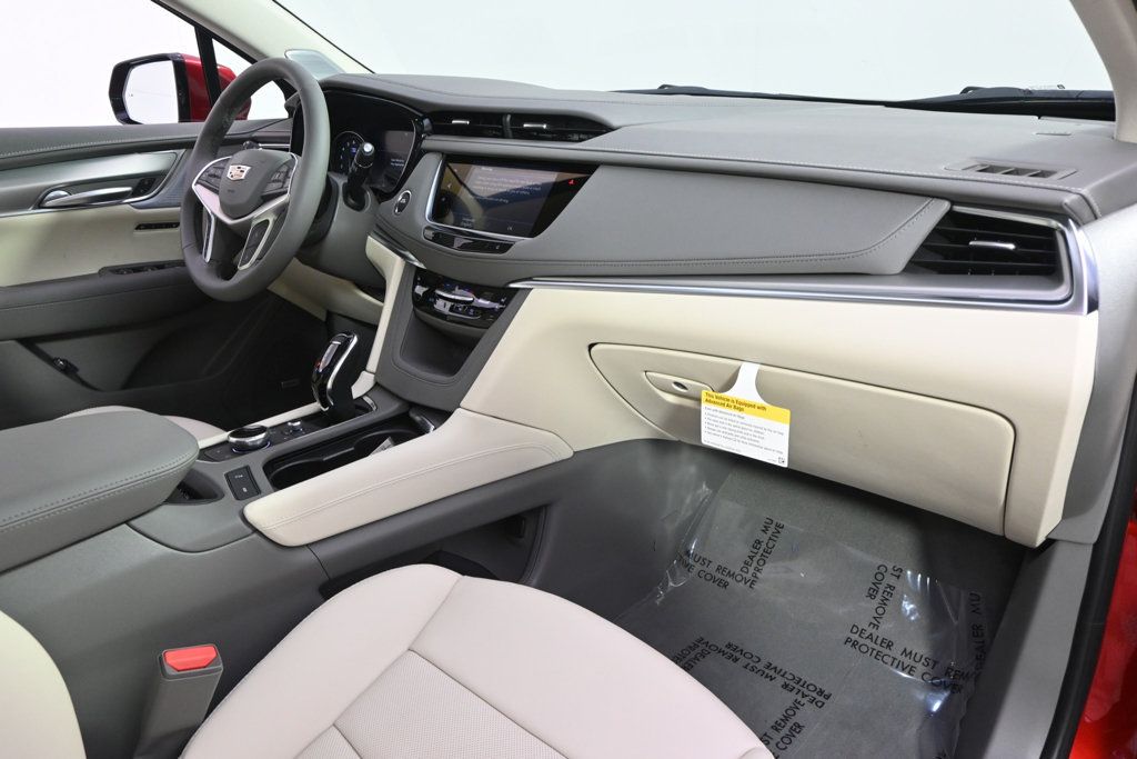 New 2026 Cadillac XT5 Premium Luxury w/ Driver Assist Package AWD/4WD image 15