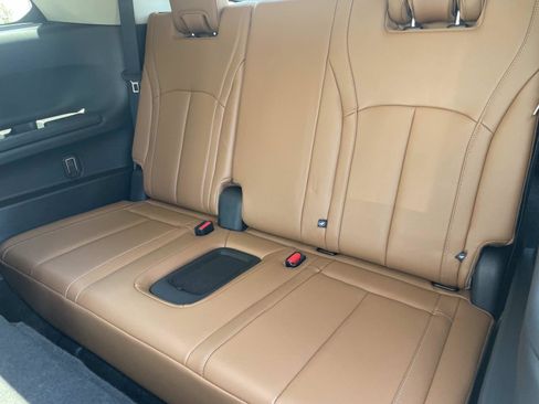 Certified 2025 INFINITI QX60 Sensory w/ Vision Package AWD/4WD image 11