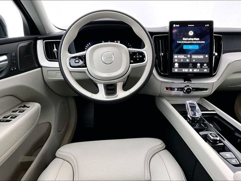 New 2026 Volvo XC60 T8 Ultra w/ Protection Package Premier AWD/4WD image 15