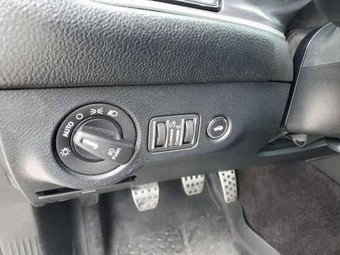 Used 2018 Dodge Challenger R/T Scat Pack image 13