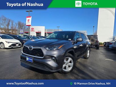 Used 2024 Toyota Highlander LE