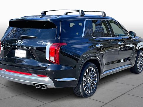 Used 2024 Hyundai Palisade Calligraphy image 12