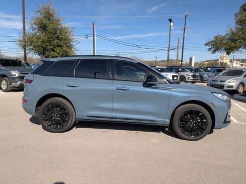 Used 2023 Lincoln Corsair Reserve w/ Jet Appearance Package image 2