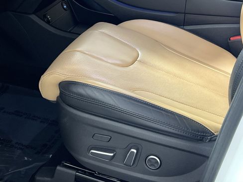 Used 2022 Hyundai Santa Fe Calligraphy image 14
