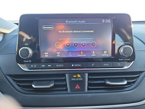 Used 2022 Nissan Altima 2.5 S image 16