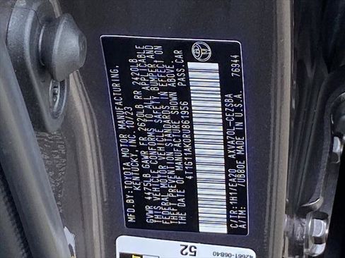 Certified 2024 Toyota Camry SE FWD image 35