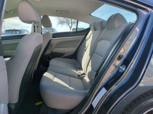 Used 2020 Hyundai Elantra SEL image 27