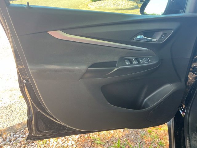 Used 2023 Chevrolet Bolt EUV LT FWD image 13