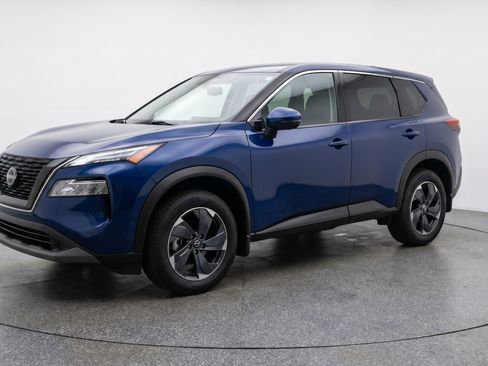 Used 2025 Nissan Rogue SV FWD image 3