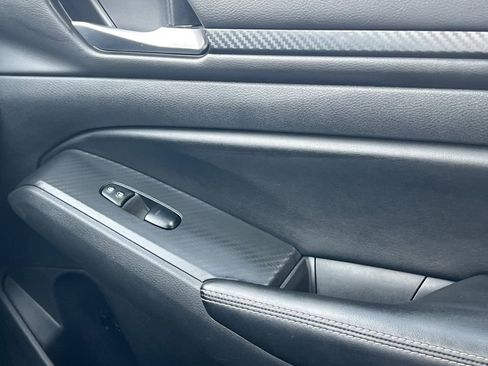 Certified 2025 Nissan Altima 2.5 SV image 25